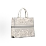 DIOR迪奥 BookTote 印花⽼⻁图案 刺绣帆布 ⼿提包 中号 ⼥款 灰⾊